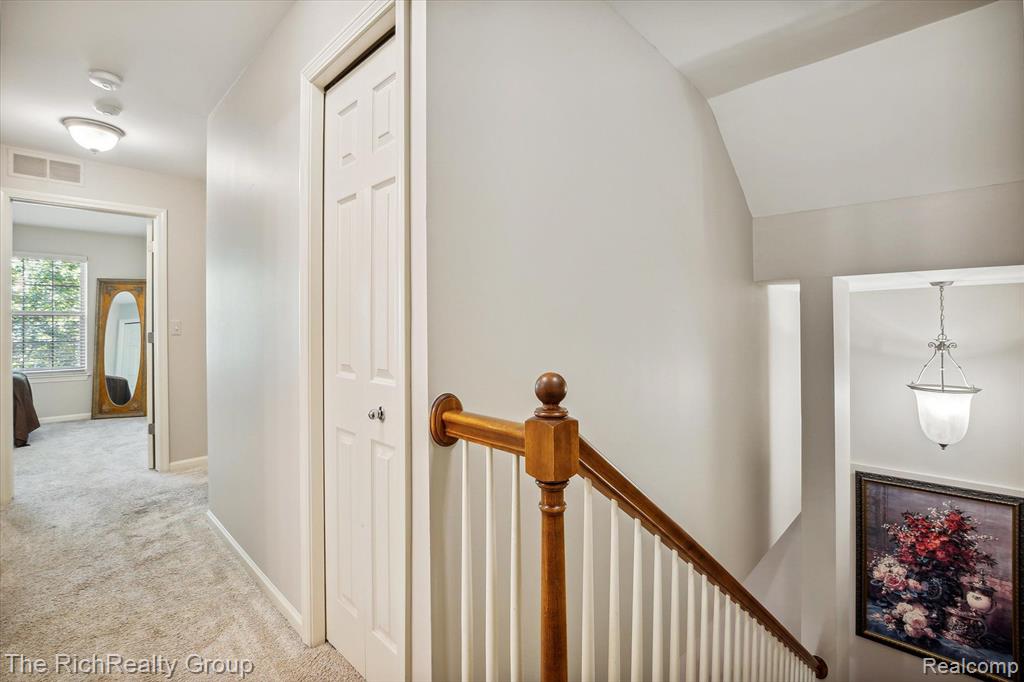 39640 ROCKCREST Lane, Northville, MI 48168 — Photo 13