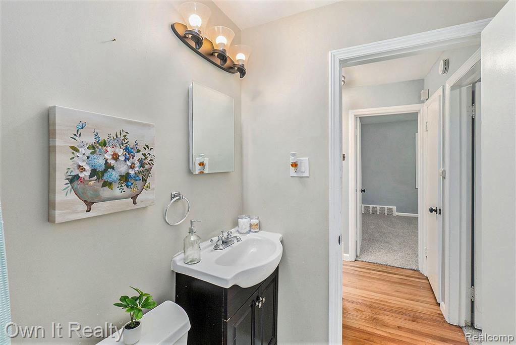 11712 BEAVERLAND, Redford, MI 48239 — Photo 15