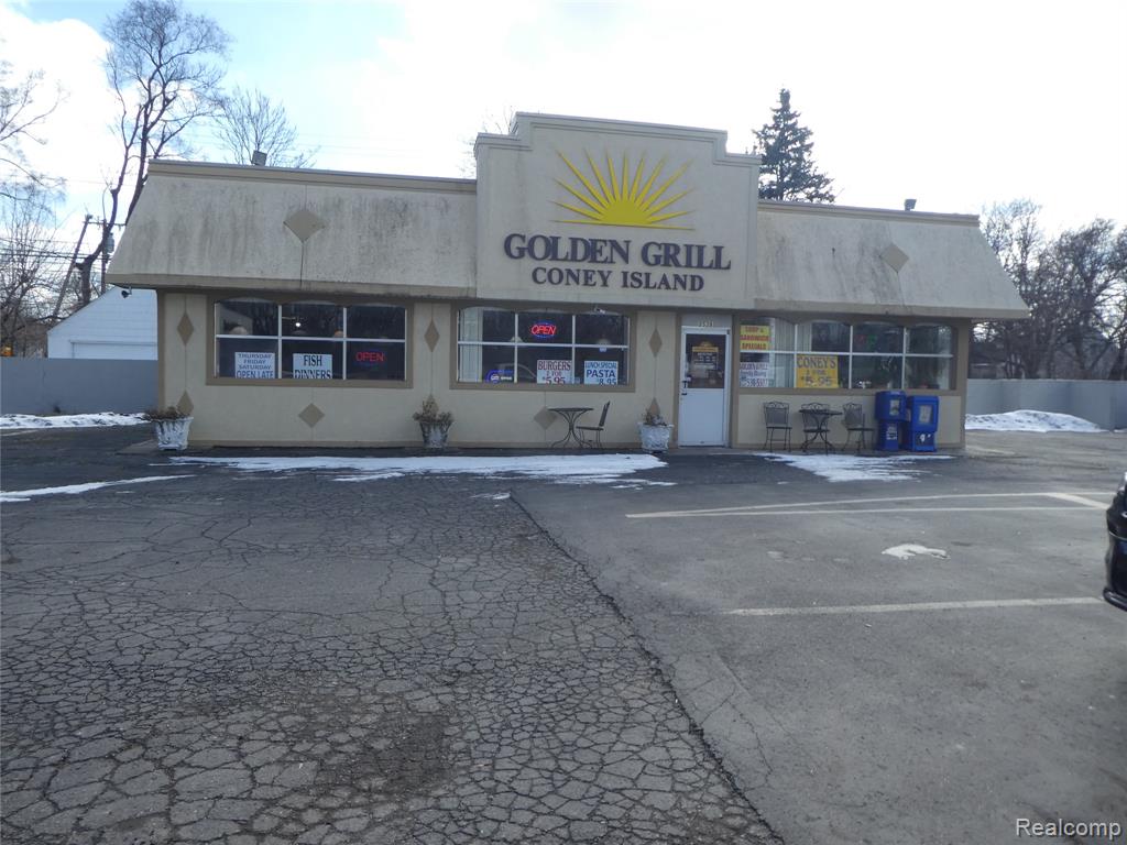 25385 5 Mile Road, Redford, MI 48239