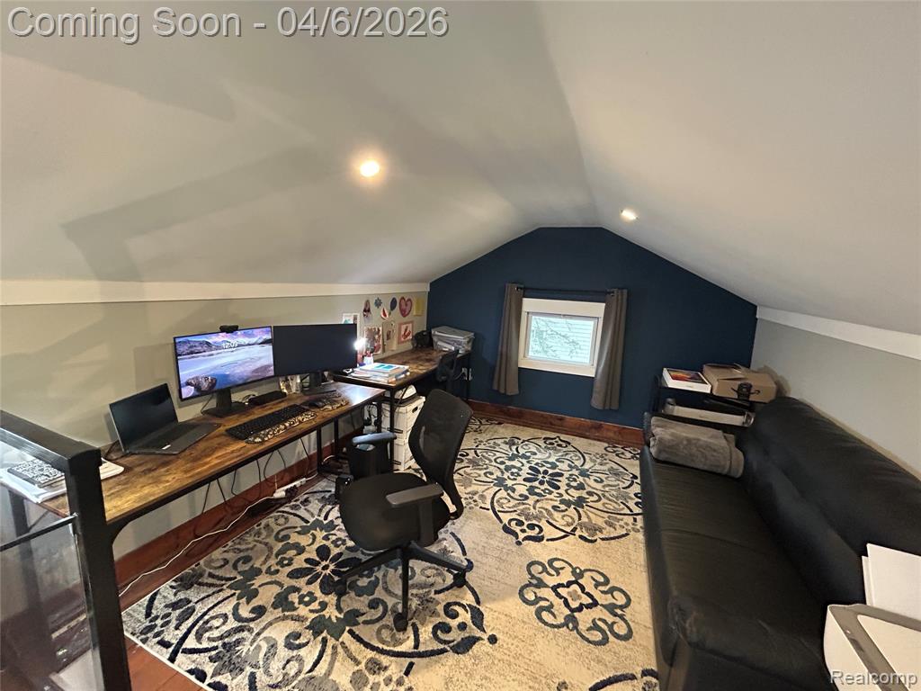 3051 Kenrick Street, Keego Harbor, MI 48320 — Photo 19