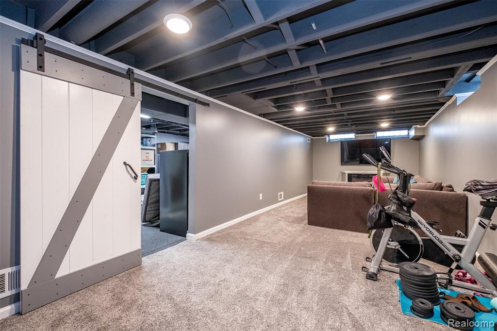 30534 Spybrook Street, Roseville, MI 48066 — Photo 28