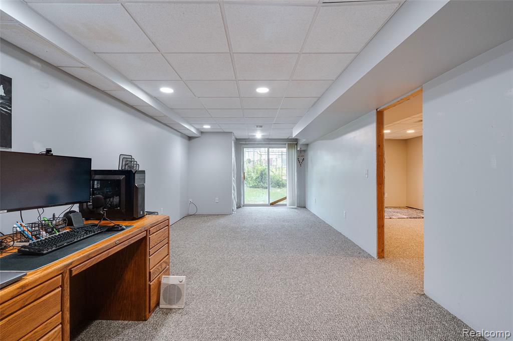 834 Natures Cove Court, Wixom, MI — Photo 29