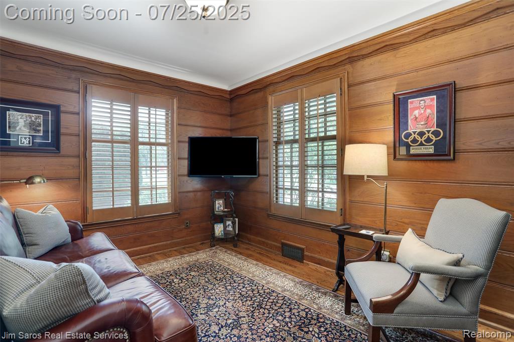 51 Lochmoor Boulevard, Grosse Pointe Shores, MI 48236 — Photo 19