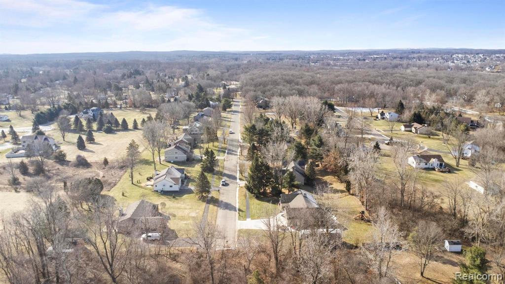 4025 PRESIDENTIAL Way, Highland, MI 48356 — Photo 6