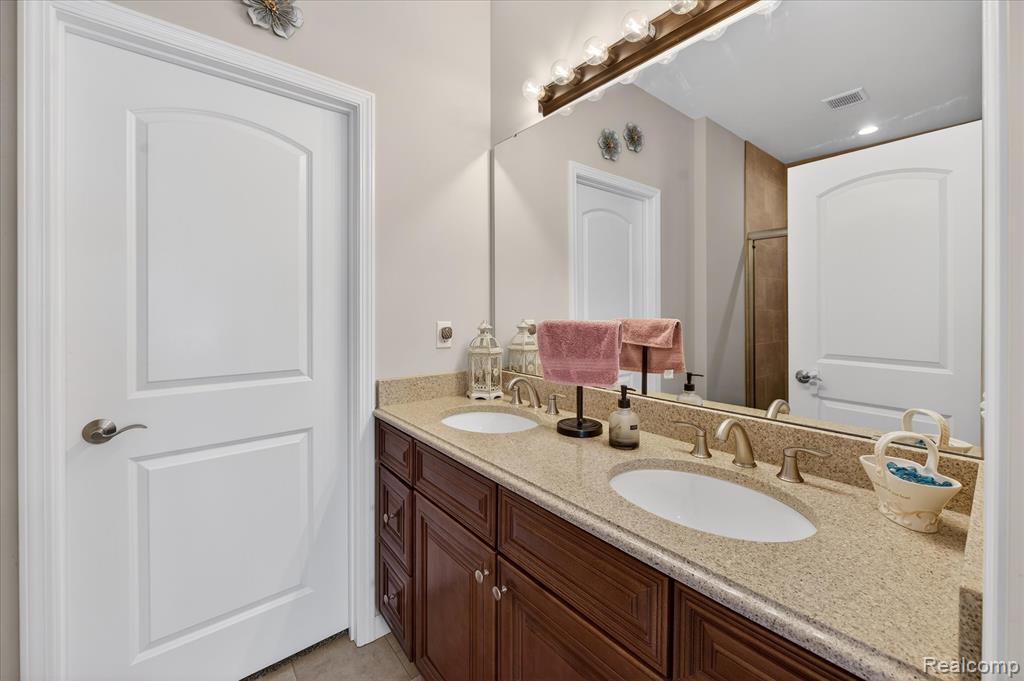 6156 Summerbrooke Circle, Fowlerville, MI 48836 — Photo 10
