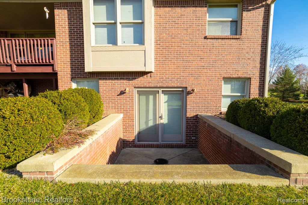 8786 COUNTRY MANOR Drive, Bruce, MI 48065 — Photo 47
