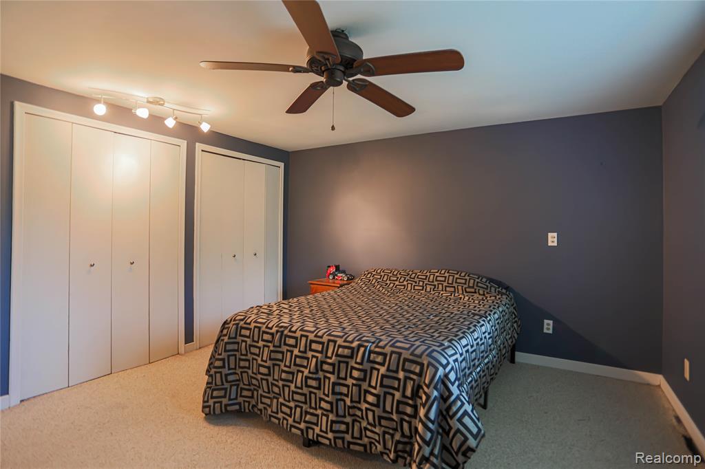 7014 Marco Drive, Waterford, MI 48327 — Photo 32