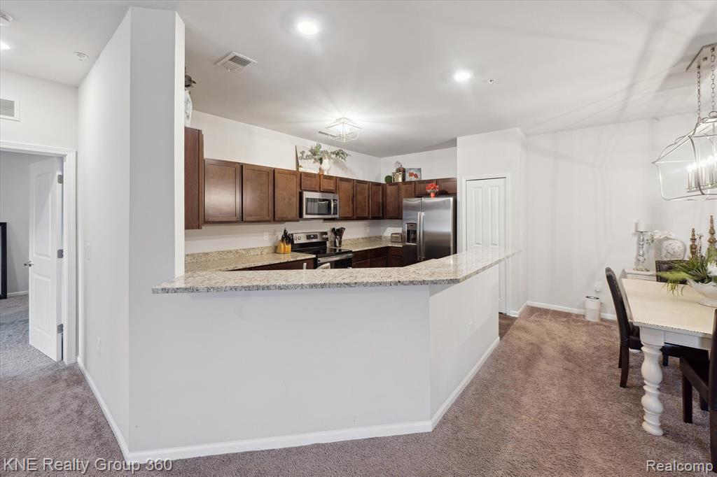 9793 RIDGE RUN Street, Howell, MI 48855 — Photo 12