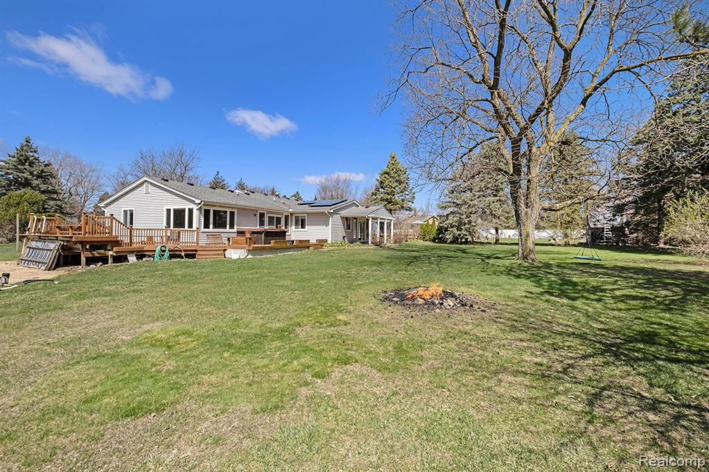 5537 VASSAR Road, Grand Blanc, MI 48439 — Photo 25