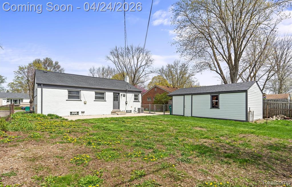 31681 Lamar Drive, Farmington, MI 48336 — Photo 32