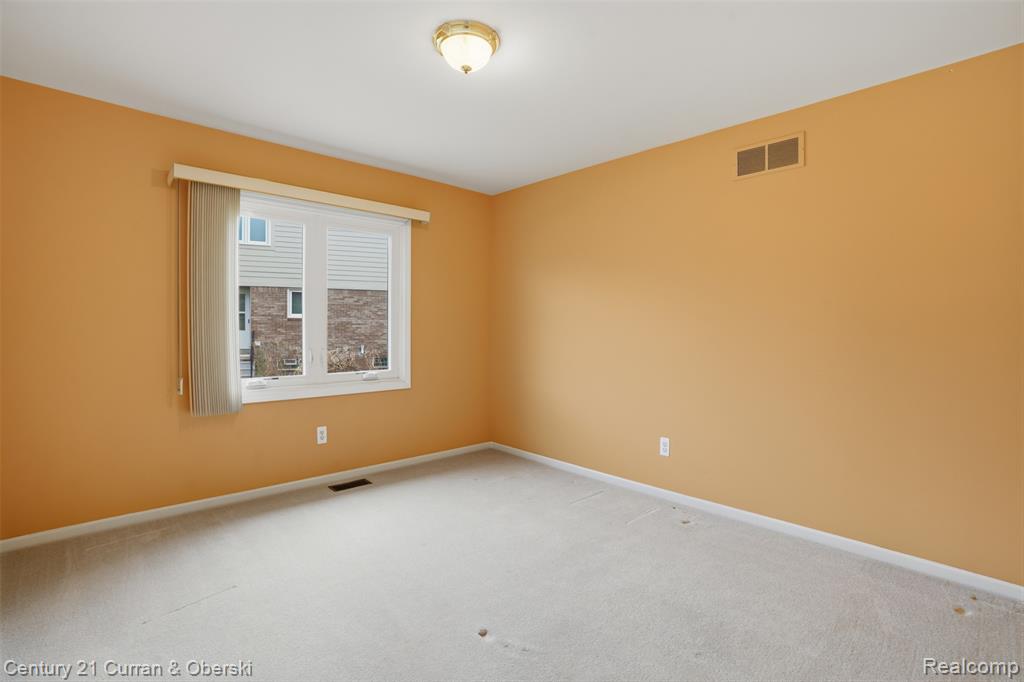 43612 Hoptree Drive, Sterling Heights, MI 48314 — Photo 25