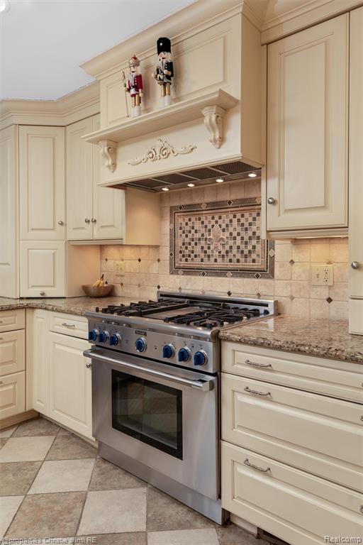1059 Berkshire Road, Grosse Pointe Park, MI 48230 — Photo 21