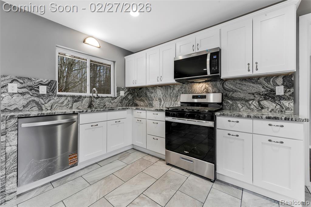 13515 Lenmoore Road, Belleville, MI 48111 — Photo 12