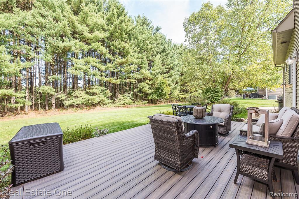 7155 Campbell Mills Court, Brighton, MI 48116 — Photo 22
