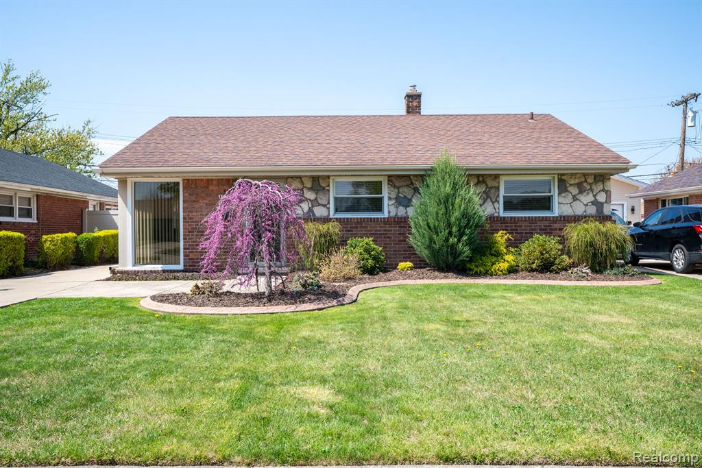 18580 Marsha Street, Riverview, MI 48193 — front exterior