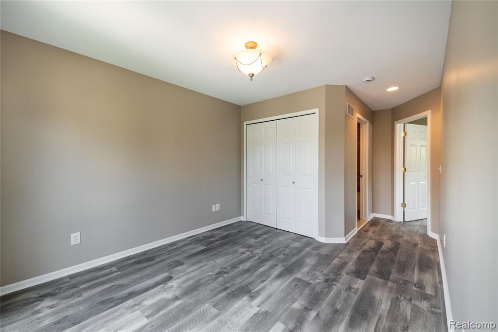 50580 Beechwood Court, Plymouth, MI 48170 — Photo 32