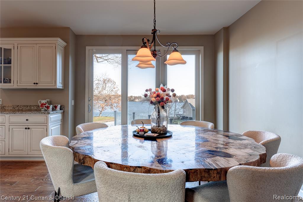 8308 Peninsular Drive, Fenton, MI 48430 — Photo 14