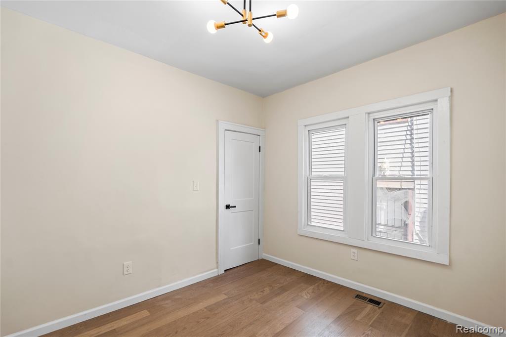 475 Algonquin Street, Detroit, MI 48215 — Photo 18