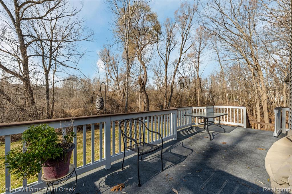 5597 Ashby Court, Waterford, MI 48327 — Photo 27