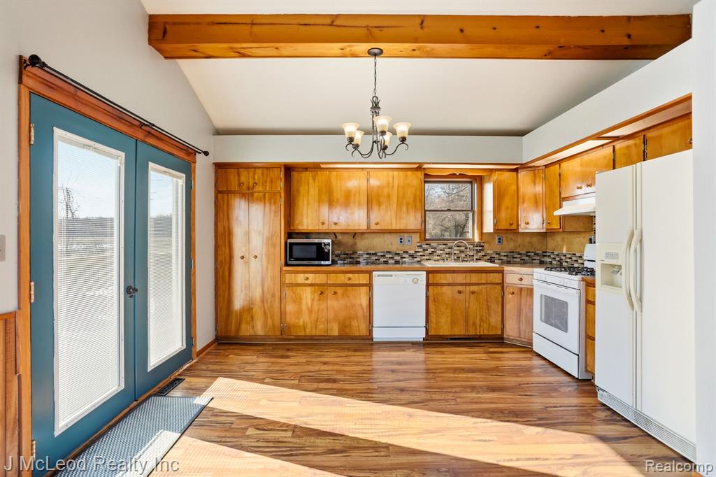 7507 W Caro Road, Reese, MI 48757 — Photo 12