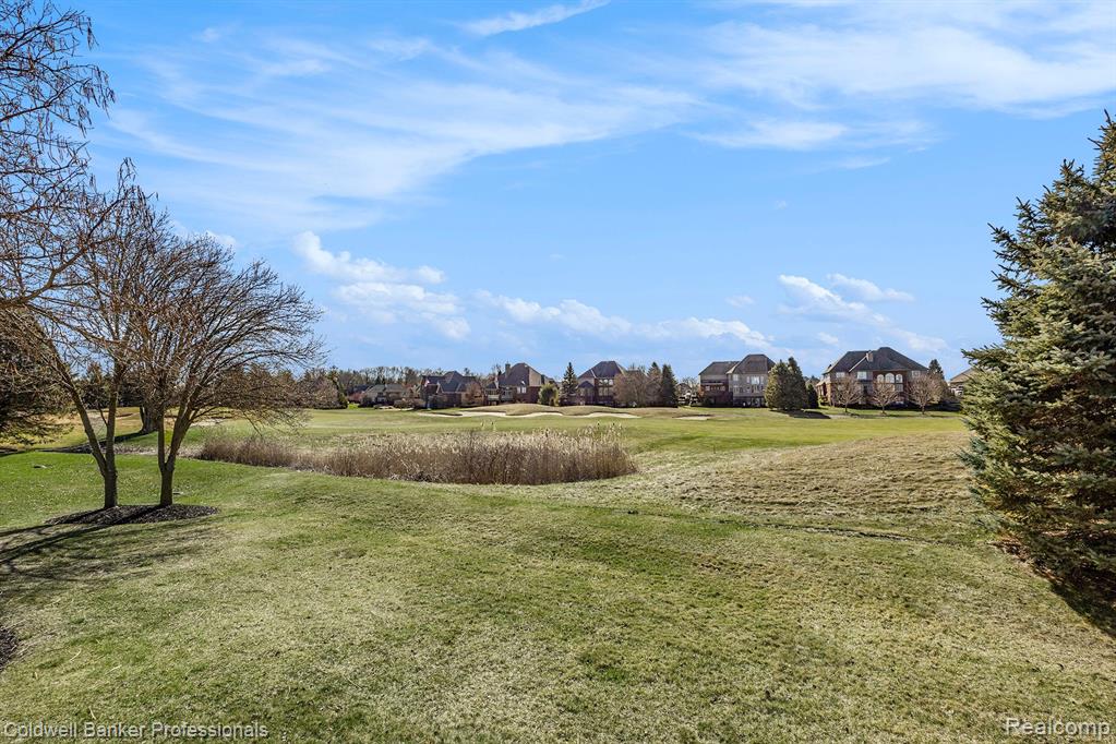 2434 PEBBLE BEACH Drive, Oakland, MI — Photo 27