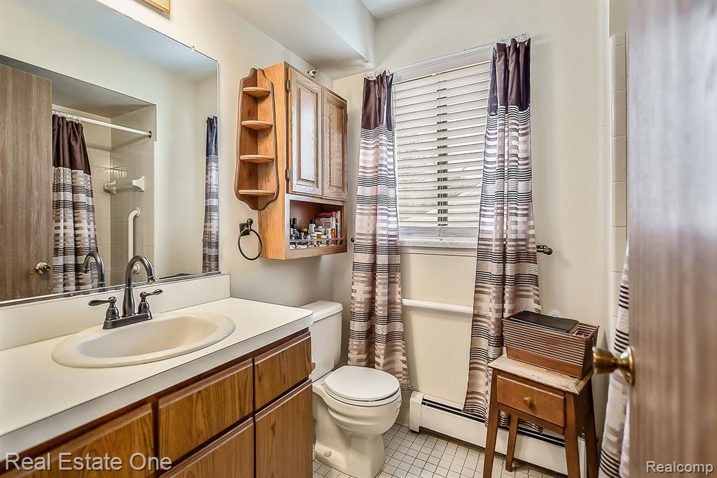62071 YORKTOWN, 6, South Lyon, MI 48178 — Photo 17