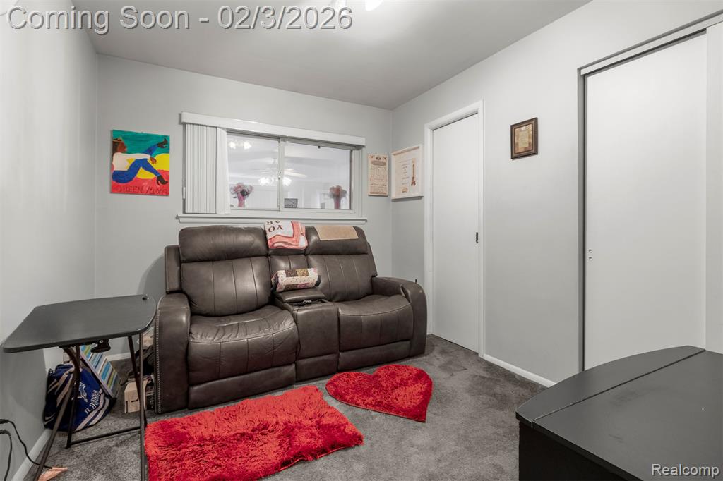 8512 Norborne Avenue, Dearborn Heights, MI 48127 — Photo 25