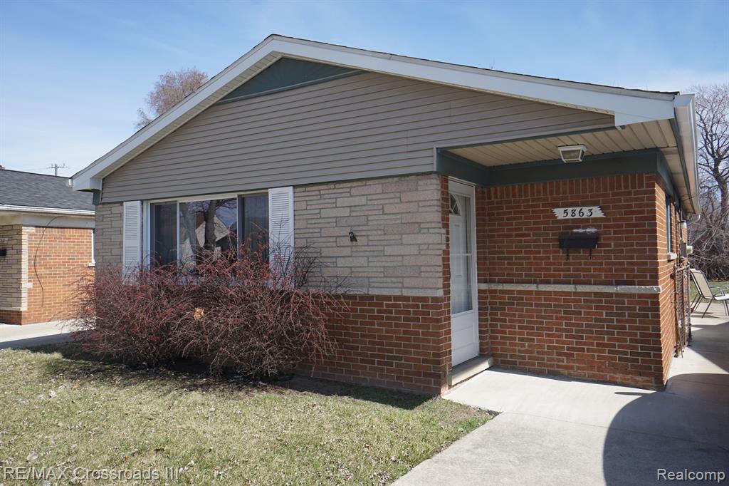 5863 BALFOUR Avenue, Allen Park, MI 48101 — Photo 26