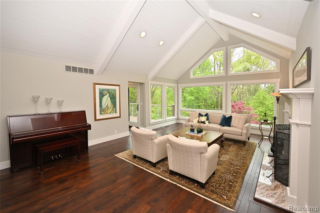 4801 N Harsdale Road, Bloomfield Hills, MI 48302 — Photo 6