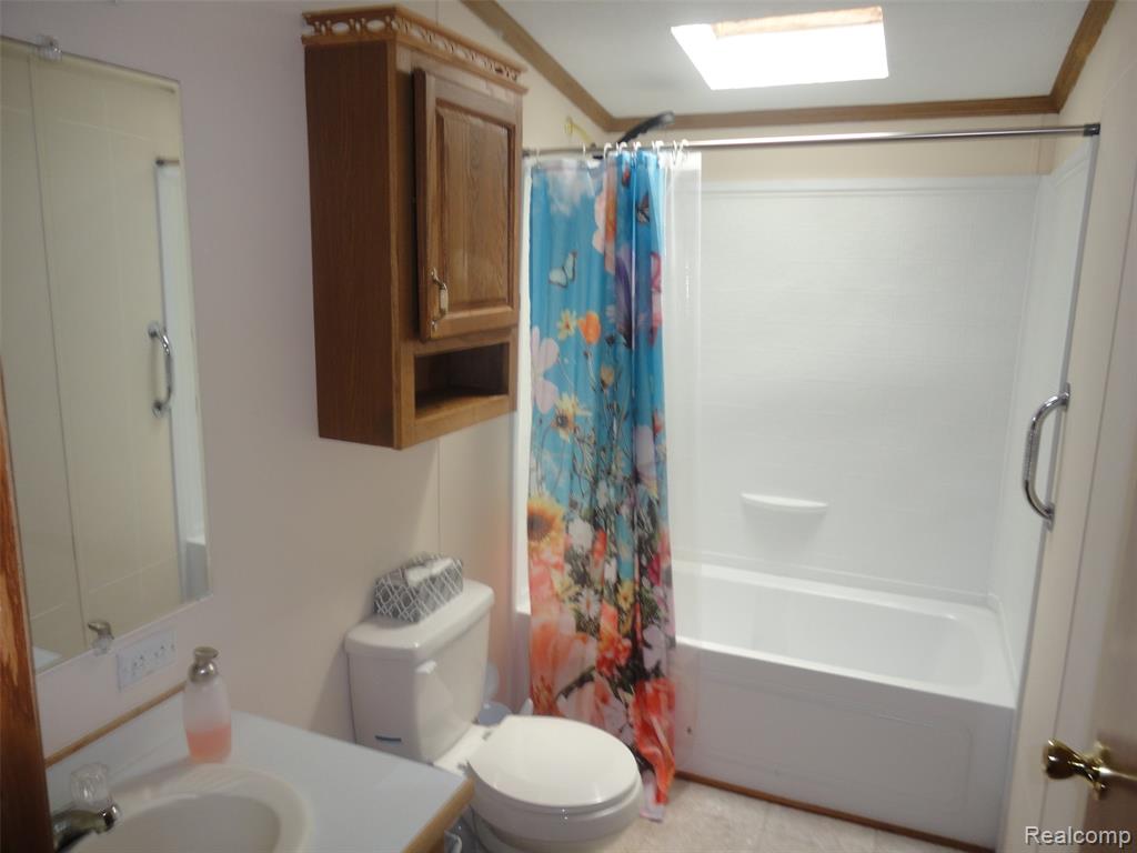13463 Pear Street, Carleton, MI 48117 — Photo 27