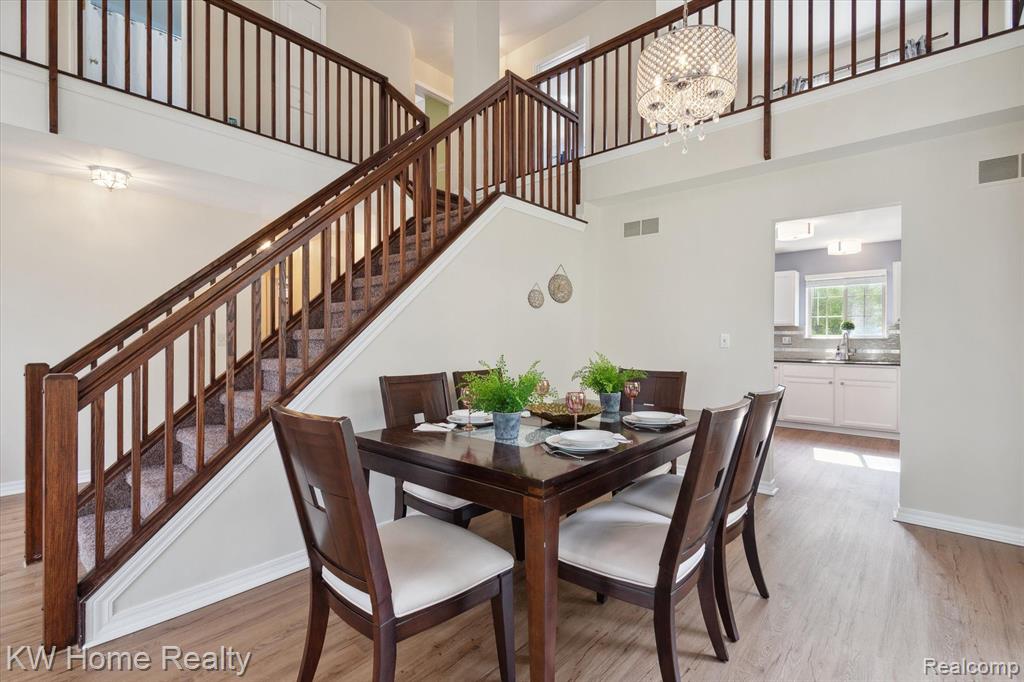 5746 CARY Drive, Ypsilanti, MI 48197 — Photo 9