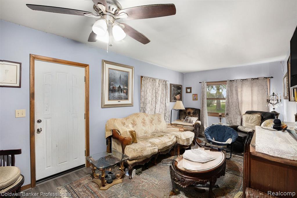 4316 HURON Street, North Branch, MI 48461 — Photo 4