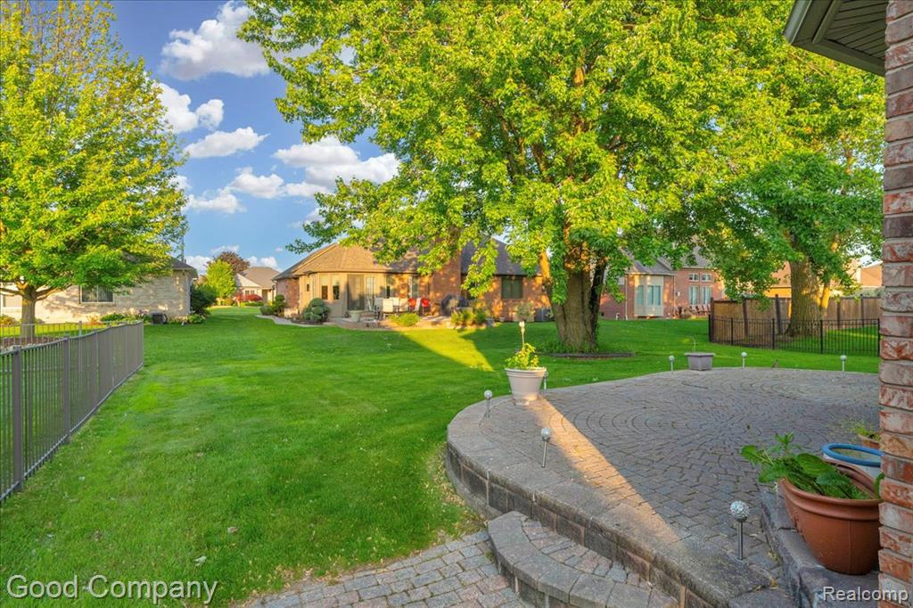 51414 Pinewood Drive, Macomb, MI 48042 — Photo 41