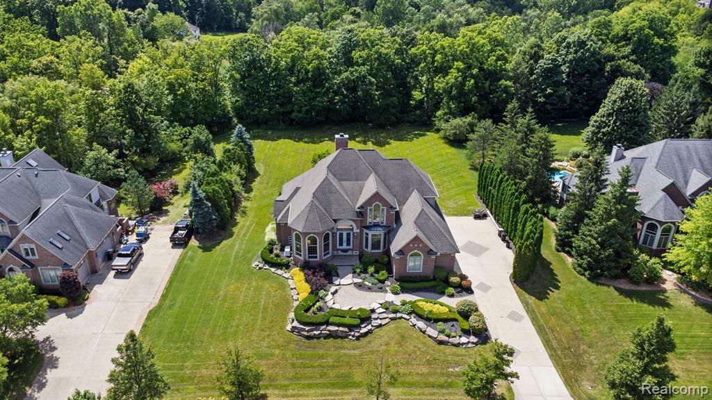 8151 ROLLING MEADOWS Drive, Canton, MI 48187 — Photo 17