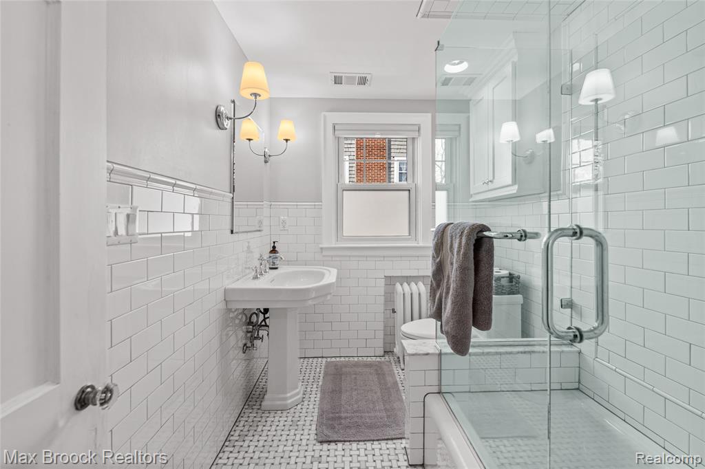 916 Knox Street, Birmingham, MI 48009 — Photo 21