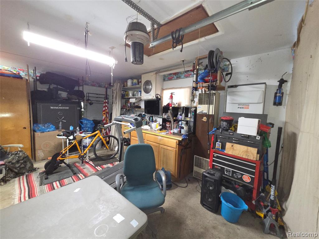 22341 Bell Road, New Boston, MI 48164 — Photo 32