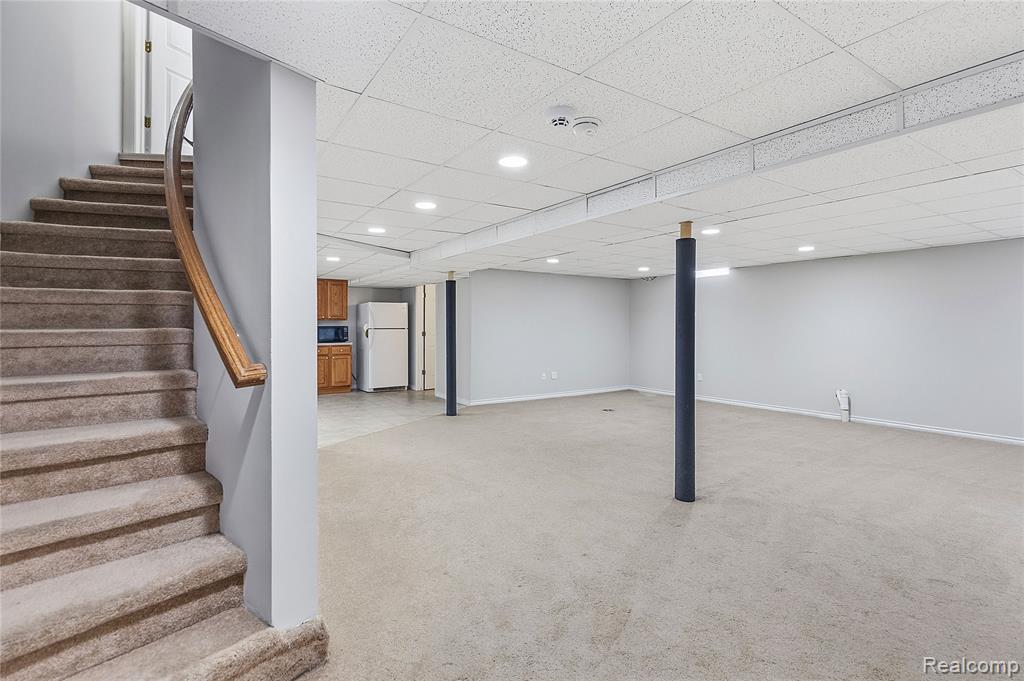 49783 Golden Park Drive, Utica, MI 48315 — Photo 48