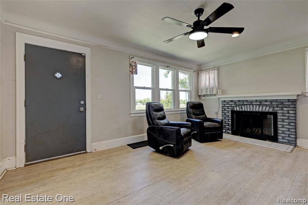 86 Marquette Street, Pontiac, MI 48342 — Photo 4