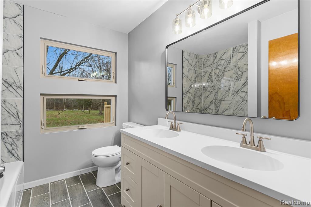 6079 Lennon Road, Swartz Creek, MI 48473 — Photo 9