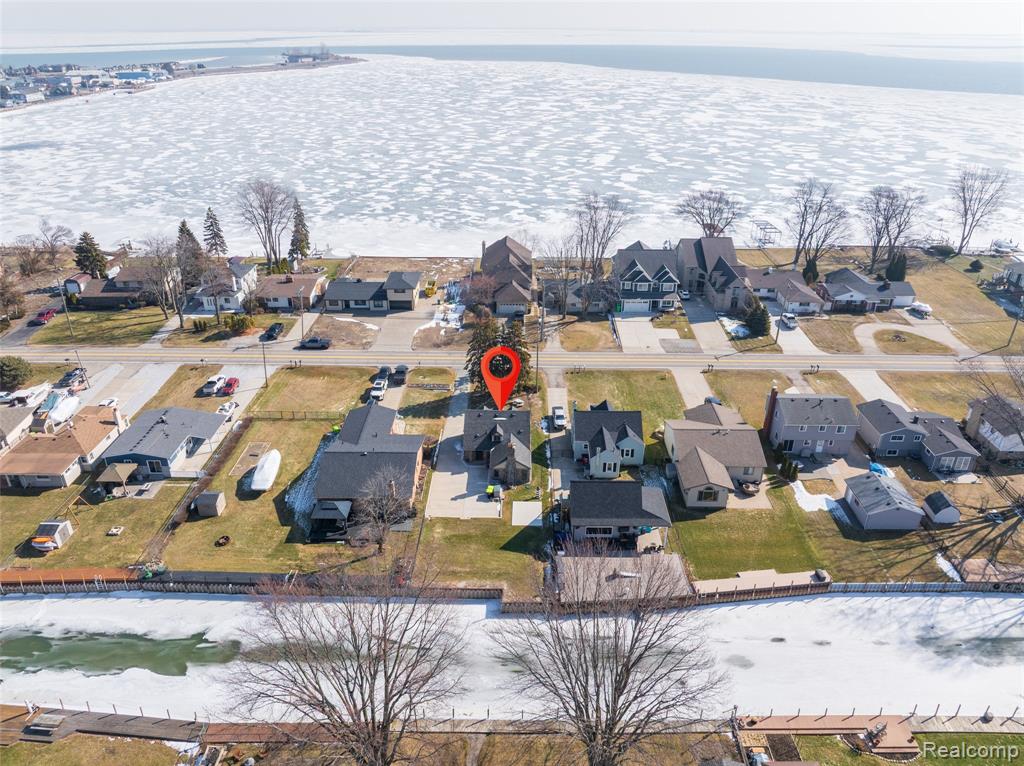 39401 Lakeshore Drive, Harrison Township, MI — Photo 3