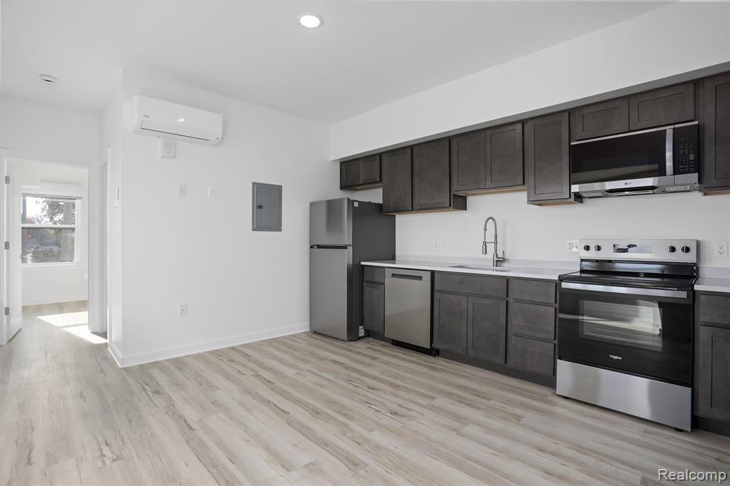 799 E Grand Blvd, Detroit, MI 48207 — Photo 3