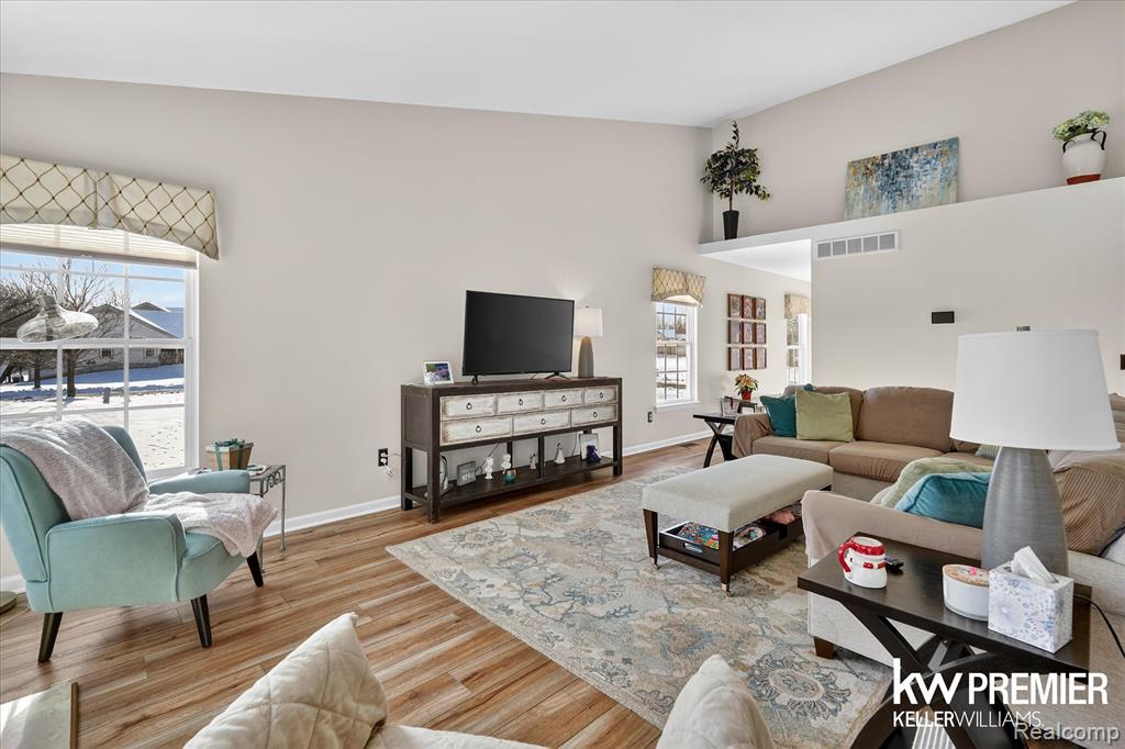 5962 Augusta Lane, Grand Blanc, MI 48439 — Photo 6