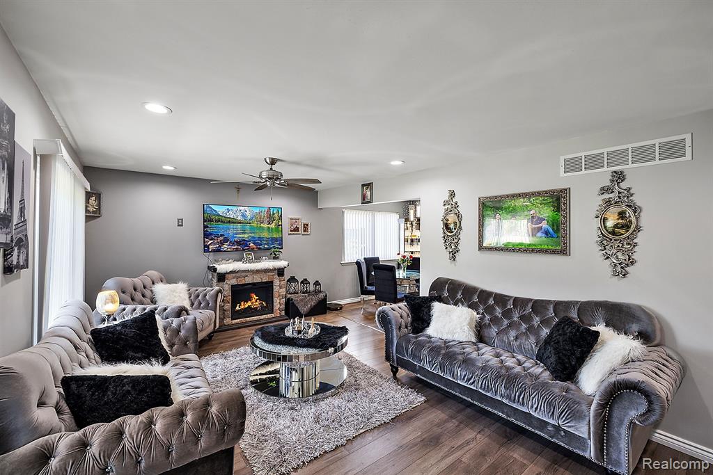41951 UTICA Road, Sterling Heights, MI 48313 — Photo 9
