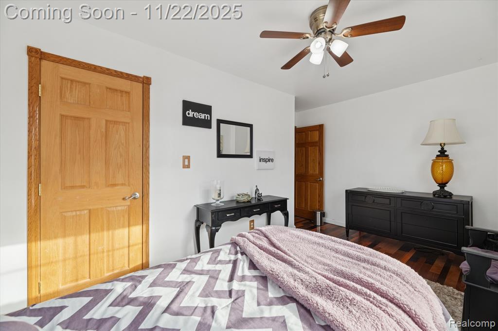 4196 Lotus Drive, Waterford, MI 48329 — Photo 28