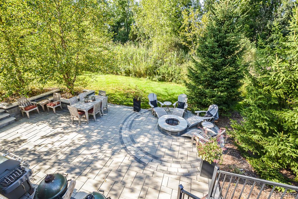 17905 BRIAR RIDGE Lane, Northville, MI 48168 — Photo 44