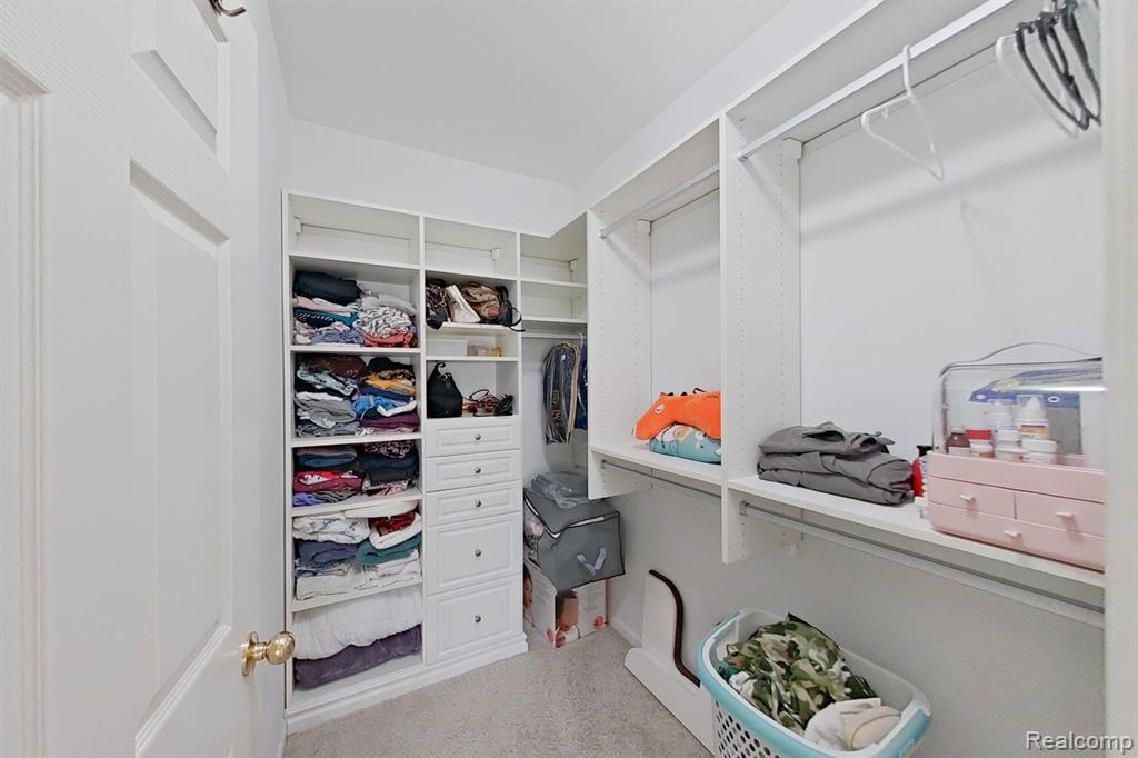 27104 CHESAPEAKE Circle, Walled Lake, MI 48390 — Photo 26