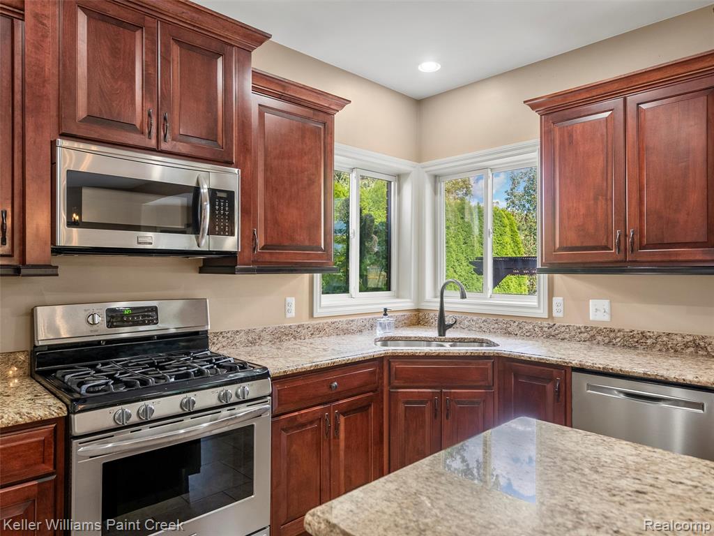 55614 Estates Lane, Macomb, MI 48042 — Photo 8