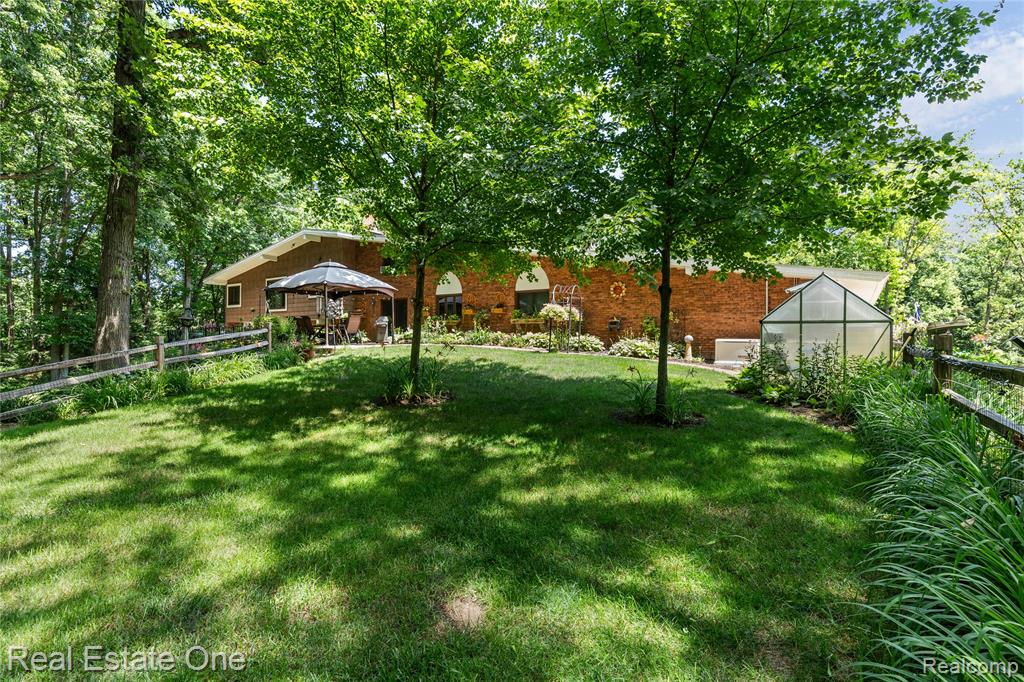 5336 Kensington Road, Brighton, MI 48114 — Photo 67