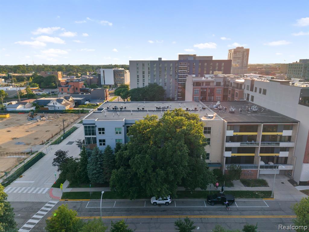 614 S TROY Street, 202, Royal Oak, MI 48067 — Photo 45