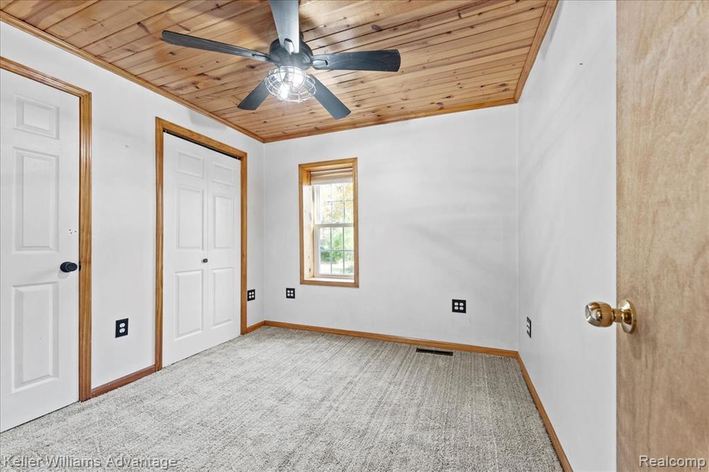 5165 Mattison Road, South Rockwood, MI — Photo 12